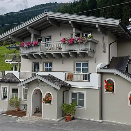 アパート Kerer *